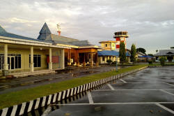 Douw Aturure Airport